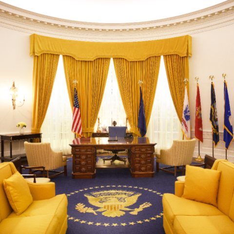 Oval Office replica