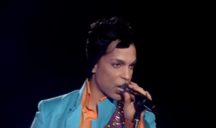 Prince performs at the Super Bowl XLI Halftime Show. (YouTube/NFL)